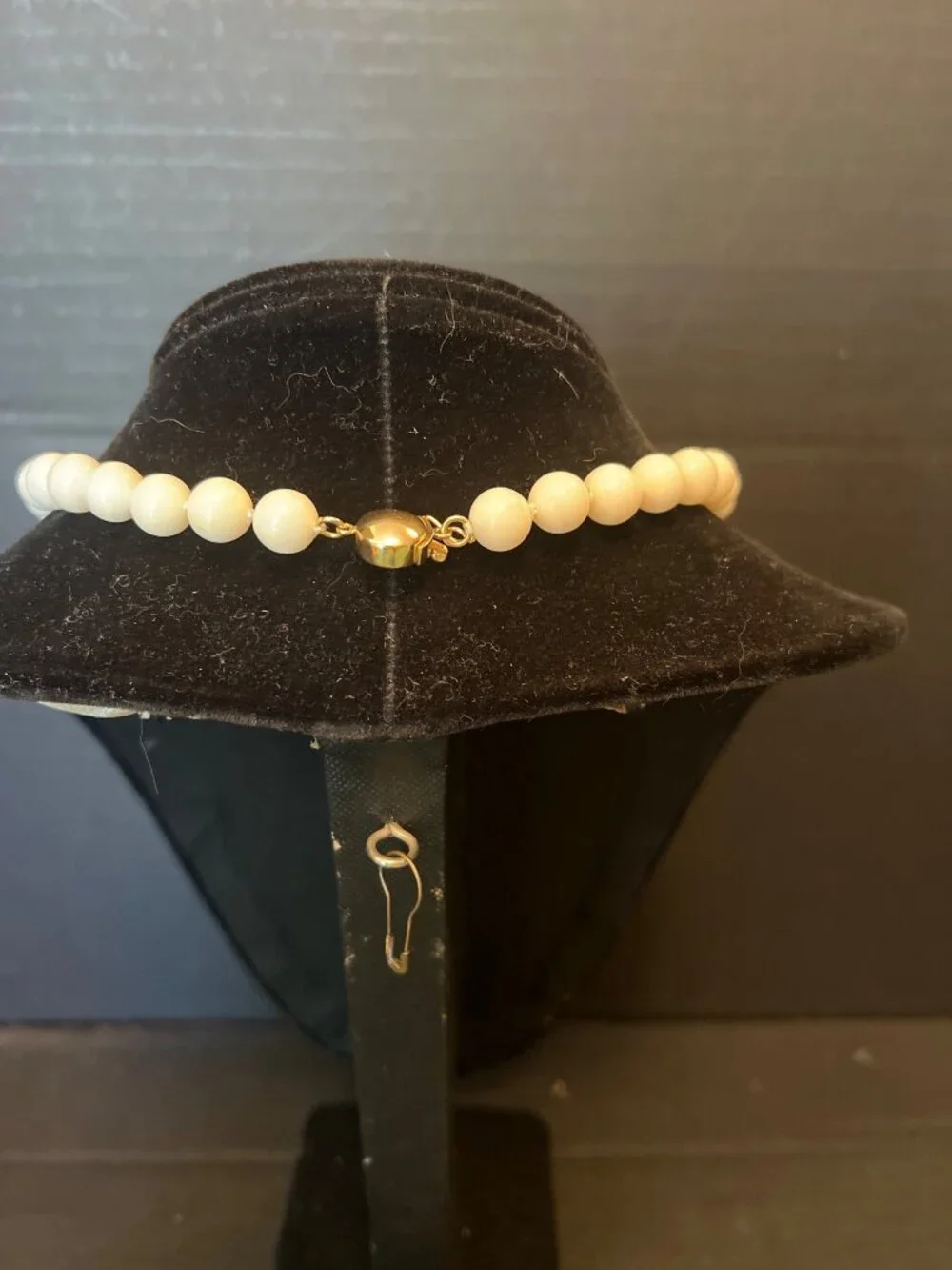 Gump's White Coral and 14K gold necklace 18